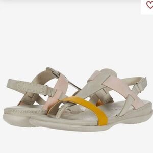 Ecco Flash Leather T Strap Sandals Size 9